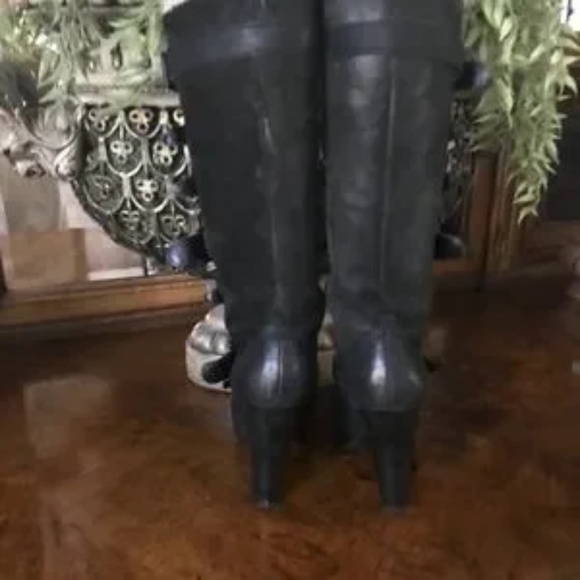 REPORT BLACK LEATHER BOOTS SZ 9. GREAT CONDITION - Picture 5 of 8